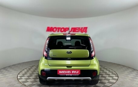 KIA Soul II рестайлинг, 2018 год, 1 592 000 рублей, 5 фотография