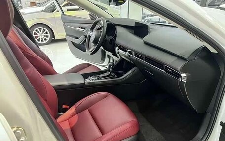 Mazda 3, 2022 год, 2 317 000 рублей, 10 фотография