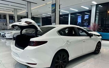 Mazda 3, 2022 год, 2 317 000 рублей, 7 фотография