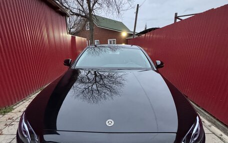 Mercedes-Benz E-Класс, 2019 год, 2 850 000 рублей, 1 фотография