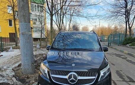 Mercedes-Benz V-Класс, 2020 год, 5 300 000 рублей, 1 фотография