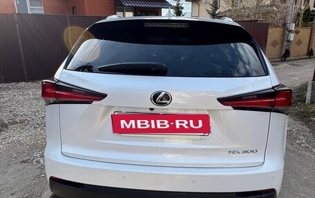 Lexus NX I, 2019 год, 3 500 000 рублей, 3 фотография