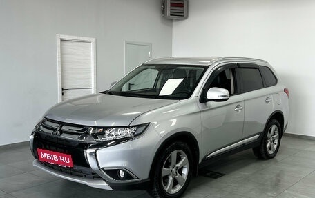 Mitsubishi Outlander III рестайлинг 3, 2017 год, 2 200 000 рублей, 1 фотография