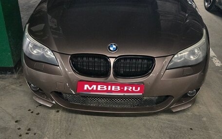 BMW 5 серия, 2004 год, 830 000 рублей, 3 фотография