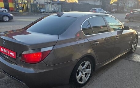 BMW 5 серия, 2004 год, 830 000 рублей, 10 фотография