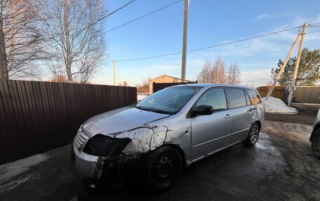 Toyota Corolla, 2004 год, 200 000 рублей, 1 фотография