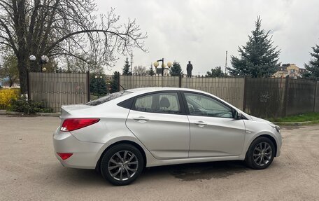 Hyundai Solaris II рестайлинг, 2014 год, 690 000 рублей, 6 фотография