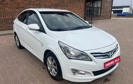 Hyundai Solaris II рестайлинг, 2014 год, 1 030 000 рублей, 1 фотография