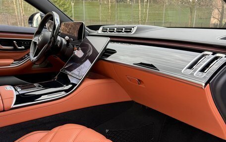 Mercedes-Benz Maybach S-Класс, 2022 год, 24 500 000 рублей, 26 фотография