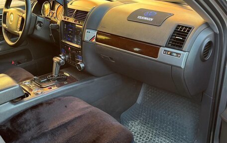 Volkswagen Touareg III, 2005 год, 700 000 рублей, 5 фотография