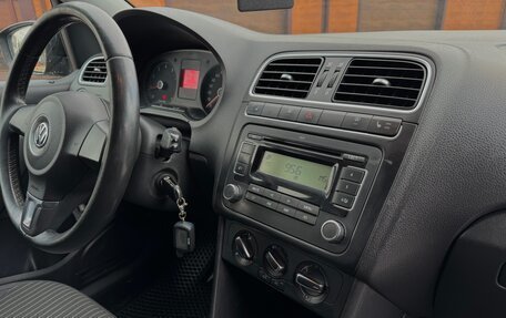 Volkswagen Polo VI (EU Market), 2011 год, 475 000 рублей, 17 фотография