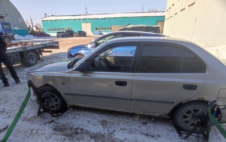 Hyundai Accent II, 2004 год, 120 000 рублей, 2 фотография