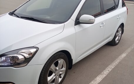 KIA cee'd I рестайлинг, 2010 год, 920 000 рублей, 10 фотография