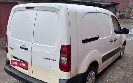 Peugeot Partner II рестайлинг 2, 2013 год, 650 000 рублей, 5 фотография