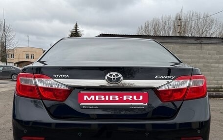 Toyota Camry, 2013 год, 1 589 000 рублей, 10 фотография