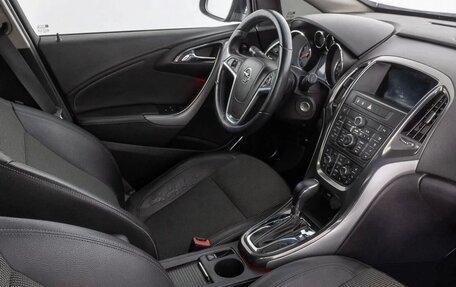 Opel Astra J, 2010 год, 600 000 рублей, 7 фотография