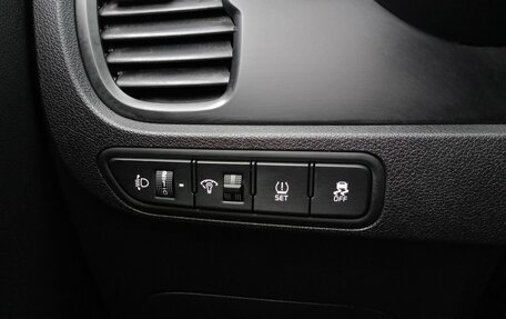 KIA Rio IV, 2018 год, 1 099 000 рублей, 17 фотография