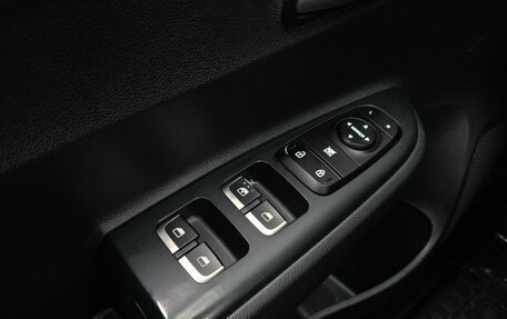 KIA Rio IV, 2018 год, 1 099 000 рублей, 16 фотография