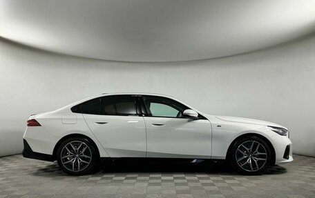 BMW 5 серия, 2024 год, 7 199 000 рублей, 4 фотография