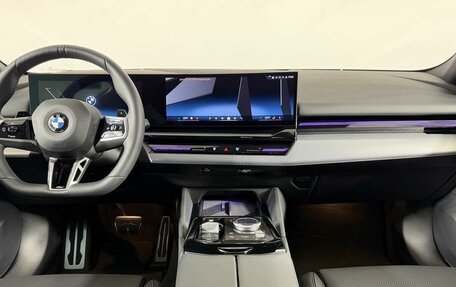 BMW 5 серия, 2024 год, 7 199 000 рублей, 15 фотография