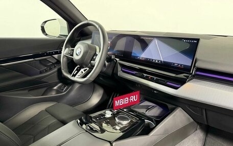 BMW 5 серия, 2024 год, 7 199 000 рублей, 14 фотография