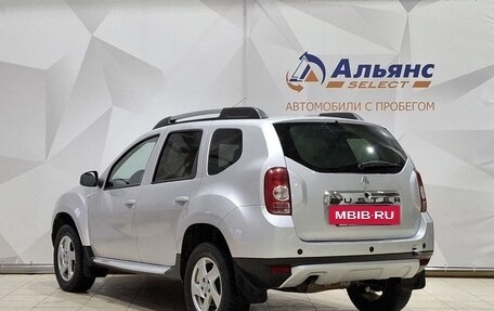 Renault Duster I рестайлинг, 2015 год, 880 000 рублей, 5 фотография