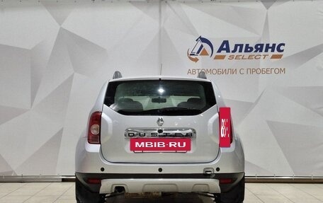 Renault Duster I рестайлинг, 2015 год, 880 000 рублей, 4 фотография