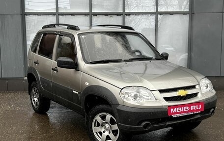 Chevrolet Niva I рестайлинг, 2013 год, 550 000 рублей, 3 фотография