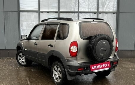 Chevrolet Niva I рестайлинг, 2013 год, 550 000 рублей, 4 фотография