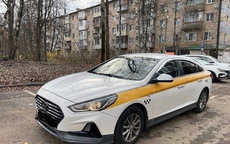 Hyundai Sonata VII, 2019 год, 3 фотография
