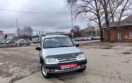 Chevrolet Niva I рестайлинг, 2004 год, 300 000 рублей, 2 фотография