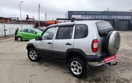 Chevrolet Niva I рестайлинг, 2004 год, 300 000 рублей, 8 фотография
