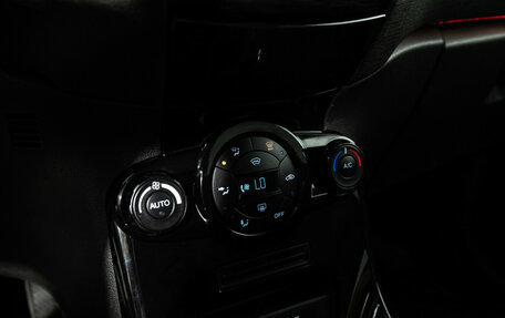 Ford Fiesta, 2015 год, 849 585 рублей, 16 фотография