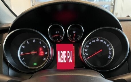 Opel Astra J, 2011 год, 347 000 рублей, 11 фотография