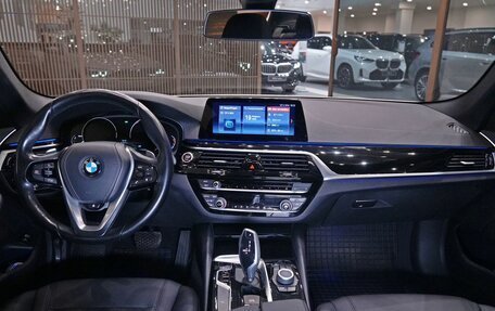 BMW 5 серия, 2018 год, 3 490 000 рублей, 13 фотография