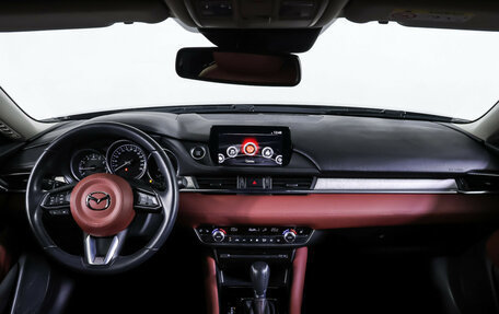 Mazda 6, 2019 год, 2 750 000 рублей, 17 фотография