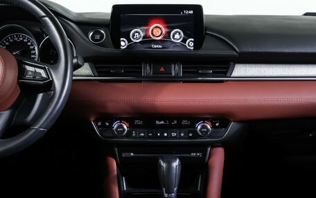 Mazda 6, 2019 год, 2 750 000 рублей, 14 фотография