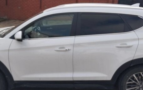 Hyundai Tucson III, 2018 год, 2 250 000 рублей, 6 фотография