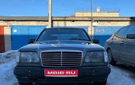 Mercedes-Benz E-Класс, 1993 год, 220 000 рублей, 3 фотография