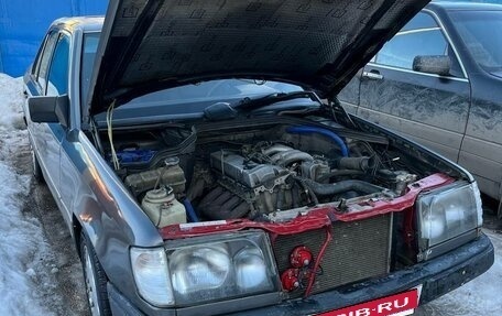 Mercedes-Benz E-Класс, 1993 год, 220 000 рублей, 13 фотография