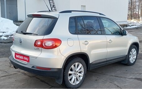Volkswagen Tiguan I, 2010 год, 905 000 рублей, 4 фотография