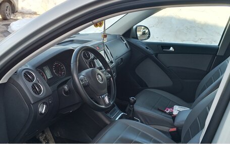 Volkswagen Tiguan I, 2010 год, 905 000 рублей, 7 фотография