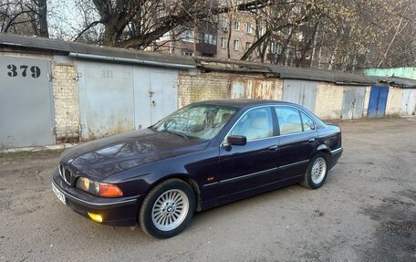 BMW 5 серия, 1996 год, 920 000 рублей, 3 фотография