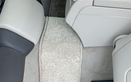 Mercedes-Benz E-Класс, 2014 год, 2 600 000 рублей, 14 фотография