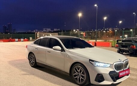 BMW 5 серия, 2024 год, 7 777 777 рублей, 1 фотография