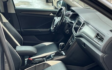 Volkswagen T-Roc I, 2018 год, 1 815 000 рублей, 5 фотография