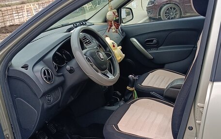 Renault Logan II, 2019 год, 1 150 000 рублей, 8 фотография