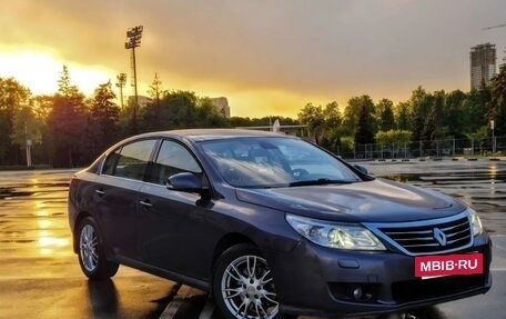 Renault Latitude I, 2010 год, 950 000 рублей, 2 фотография