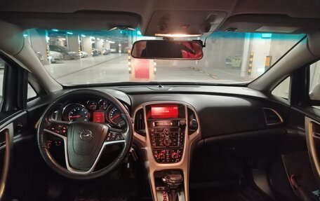 Opel Astra J, 2011 год, 720 000 рублей, 8 фотография