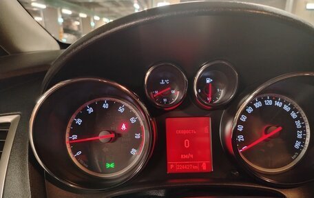 Opel Astra J, 2011 год, 720 000 рублей, 9 фотография